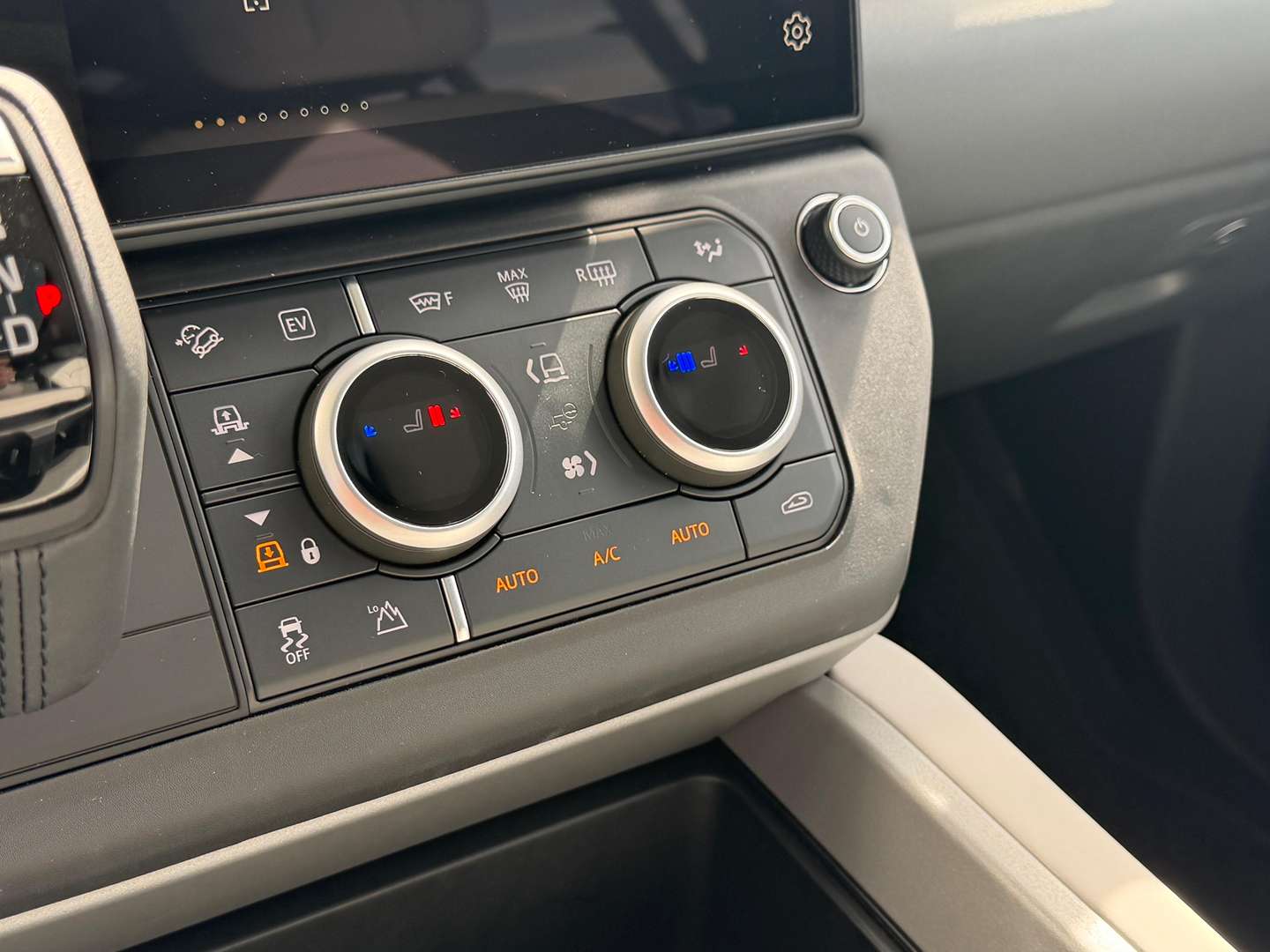 Land Rover Defender 110 X-Dynamic HSE P300e - 2026 - Joinsteer - #16