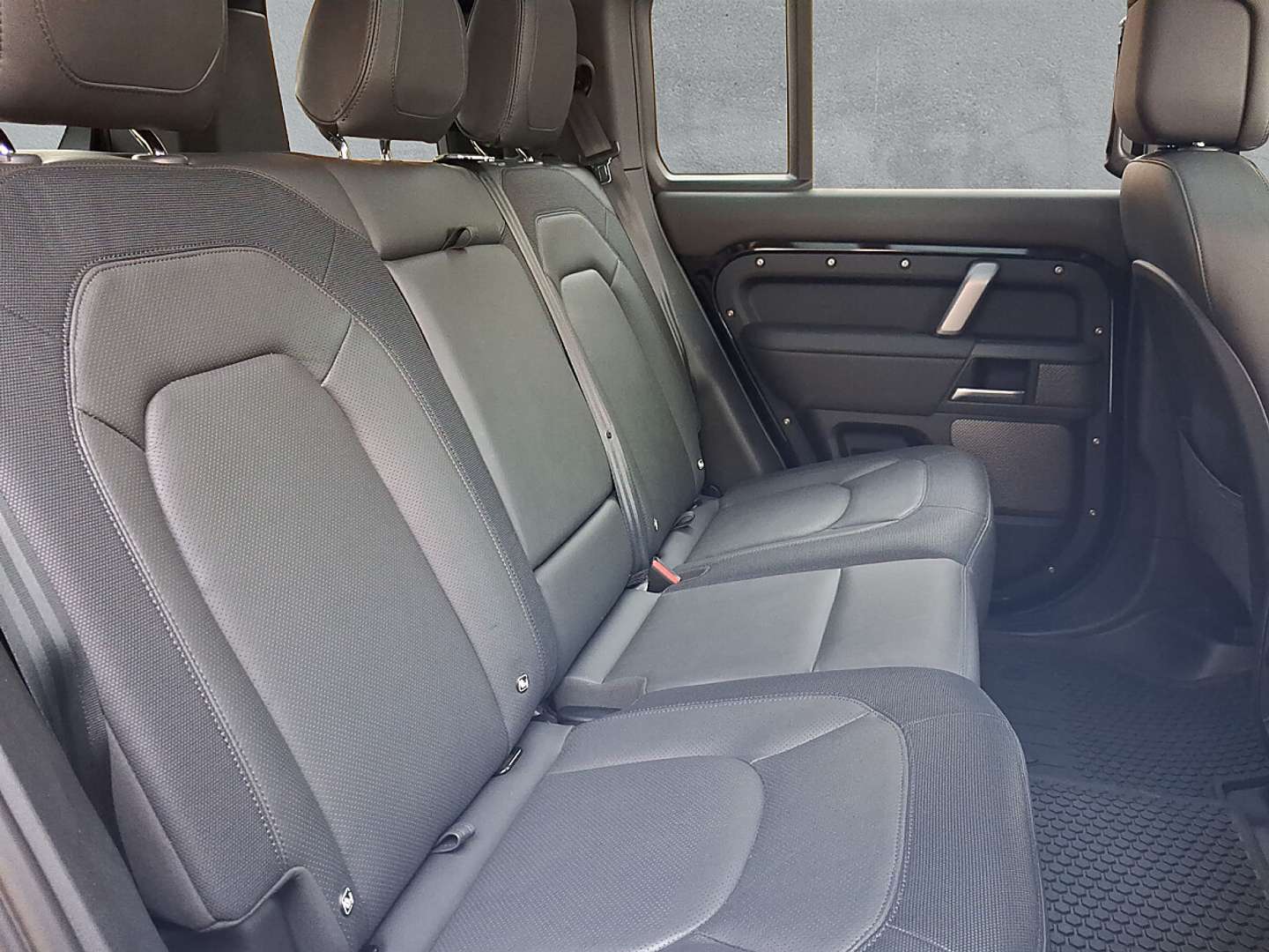 Land Rover Defender 110 D300 AWD X-Dynamic HSE Aut. - 2023 - Joinsteer - #11