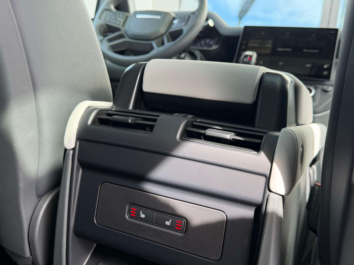 Land Rover Defender 110 X-Dynamic HSE P300e - 2026 - Joinsteer - #18