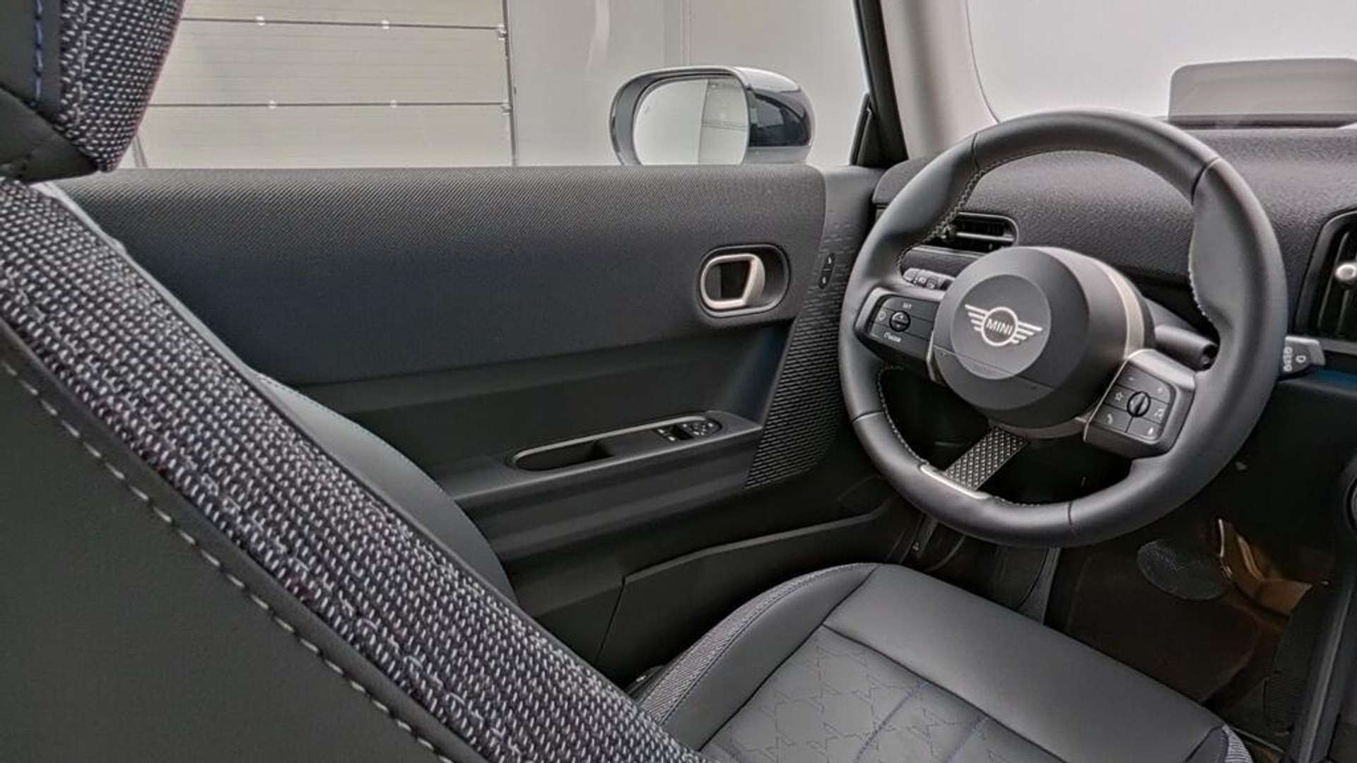 Mini Hatch Classic Cooper S - 2024 - Joinsteer - #22