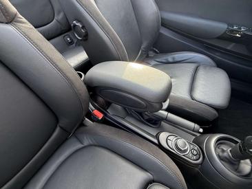Mini Cabrio JCW Cooper S — photo 13