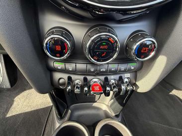 Mini Cabrio JCW Cooper S — photo 25