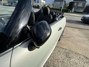 Mini Cabrio JCW Cooper S — photo 29