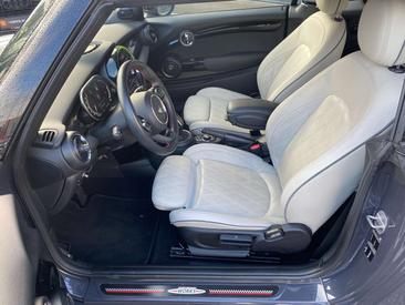 Mini Cabrio COOPER S — photo 8
