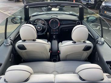 Mini Cabrio COOPER S — photo 14