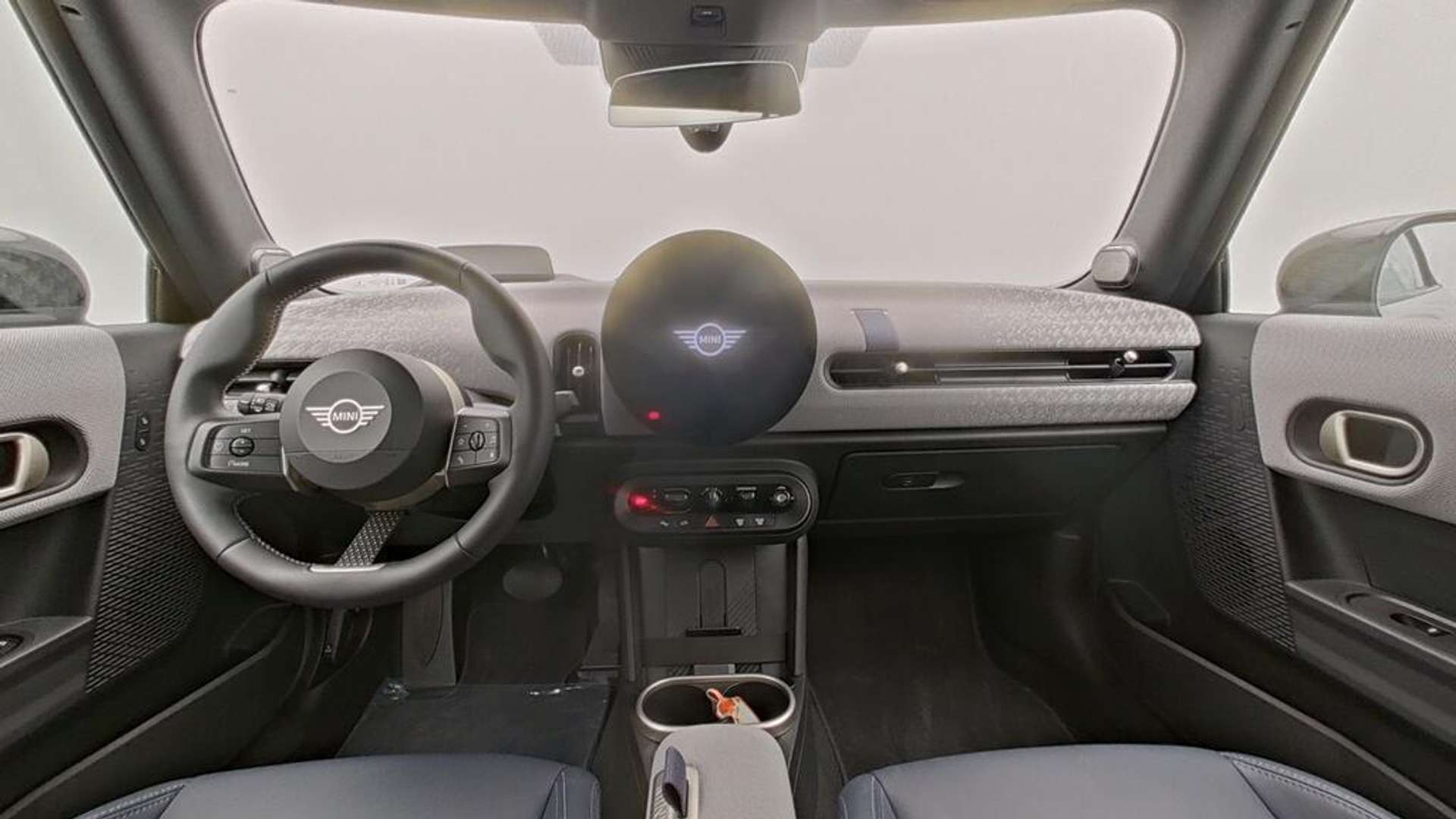 Mini Cabrio Favoured Cooper - 2025 - Joinsteer - #12