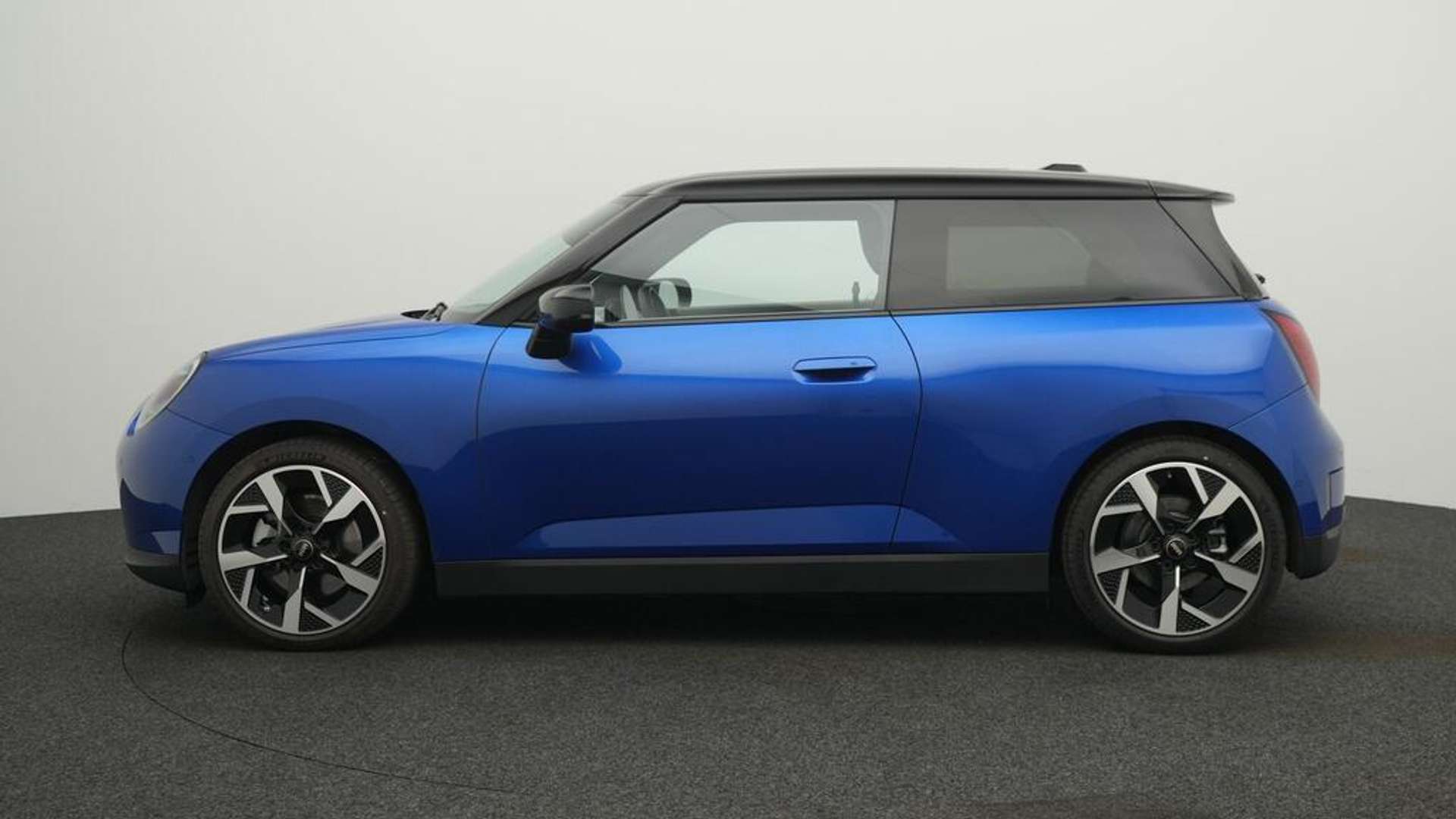 Mini Electric Favoured Cooper SE - 2024 - Joinsteer - #2