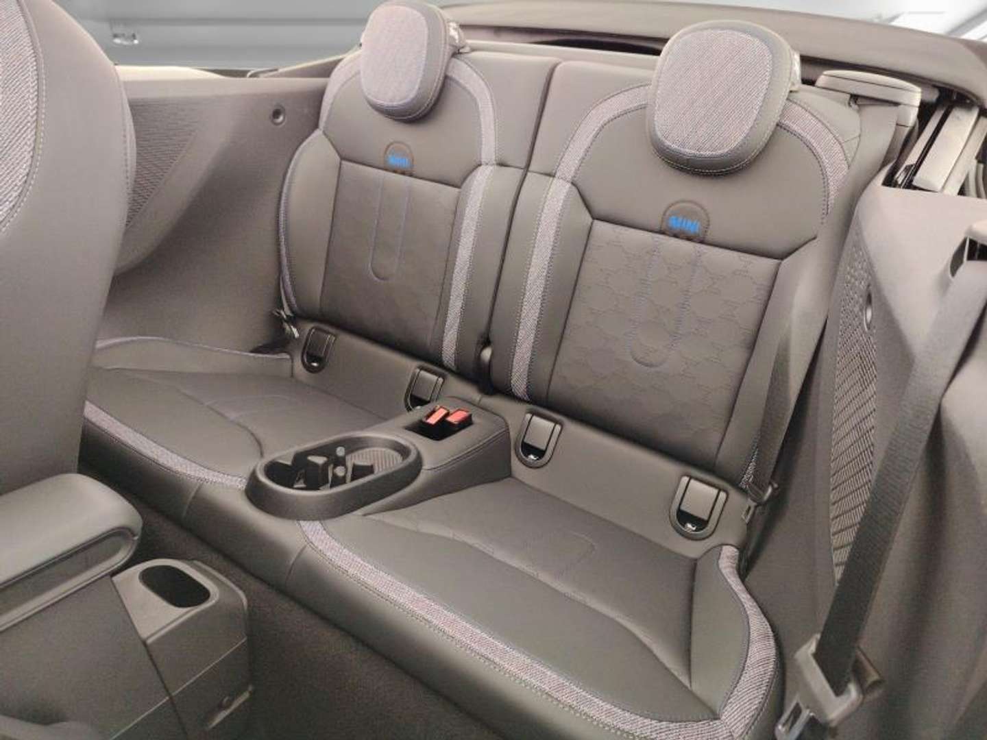 Mini Cabrio Classic Cooper - 2025 - Joinsteer - #8