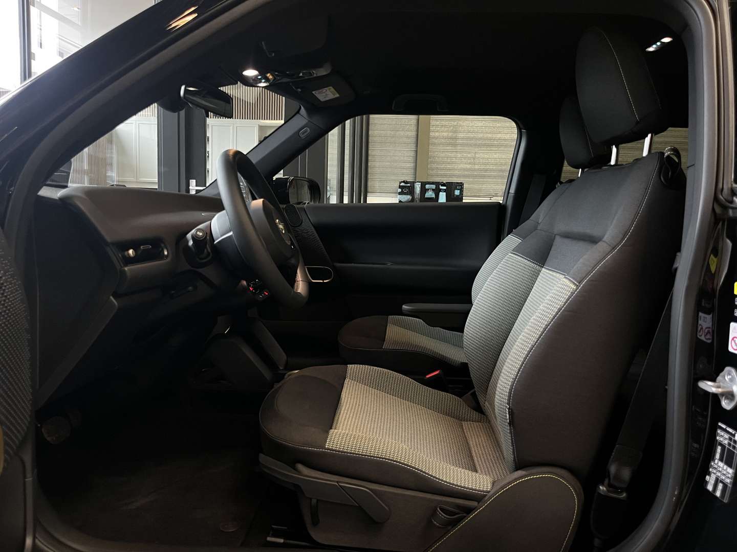 Mini Electric Essential Cooper E - 2026 - Joinsteer - #22