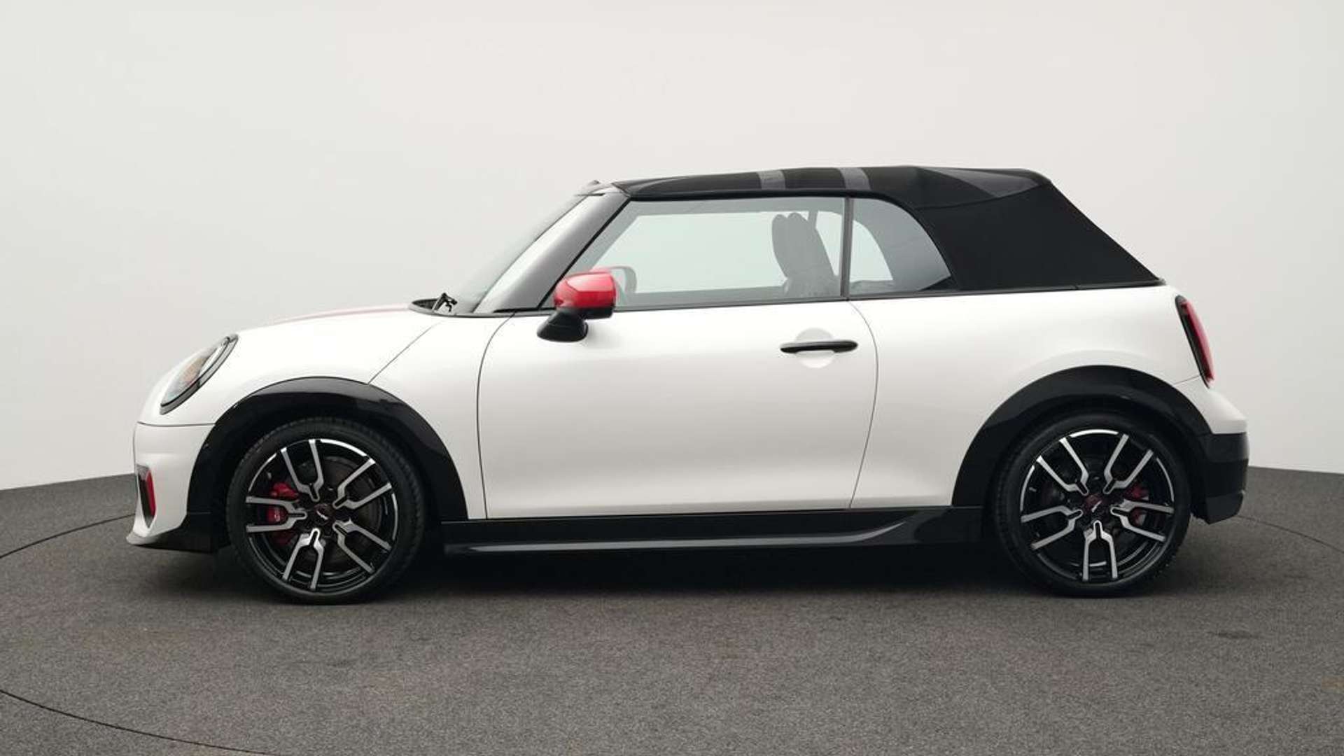 Mini Cabrio John Cooper Works - 2025 - Joinsteer - #2
