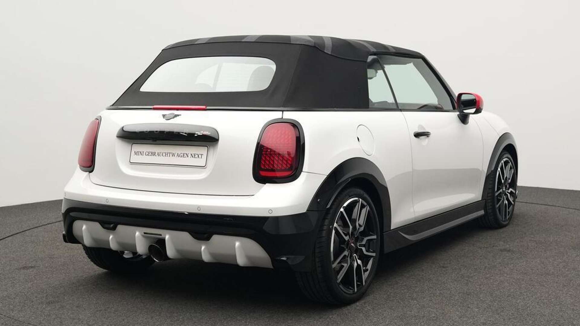Mini Cabrio John Cooper Works - 2025 - Joinsteer - #4