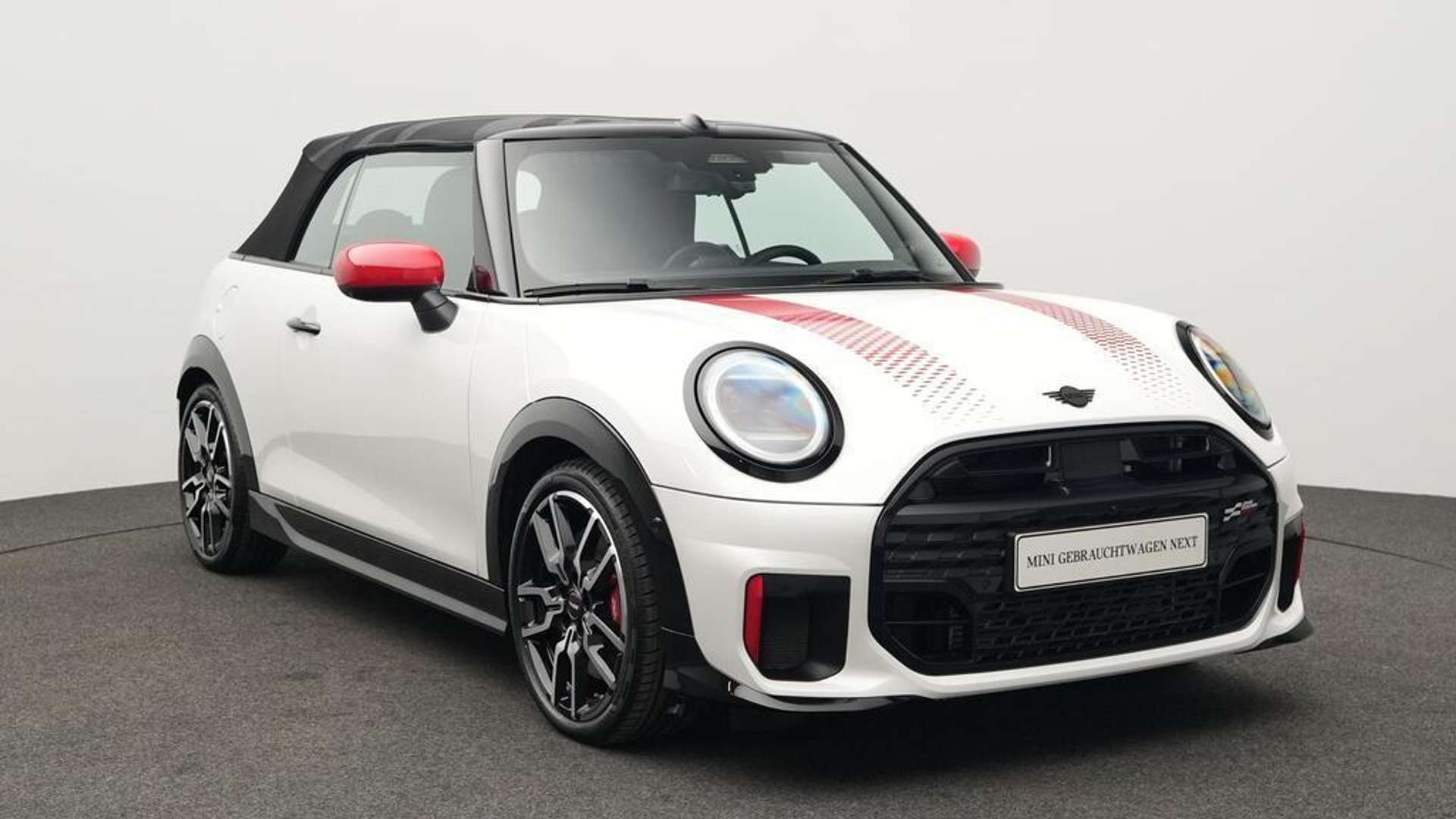 Mini Cabrio John Cooper Works - 2025 - Joinsteer - #15
