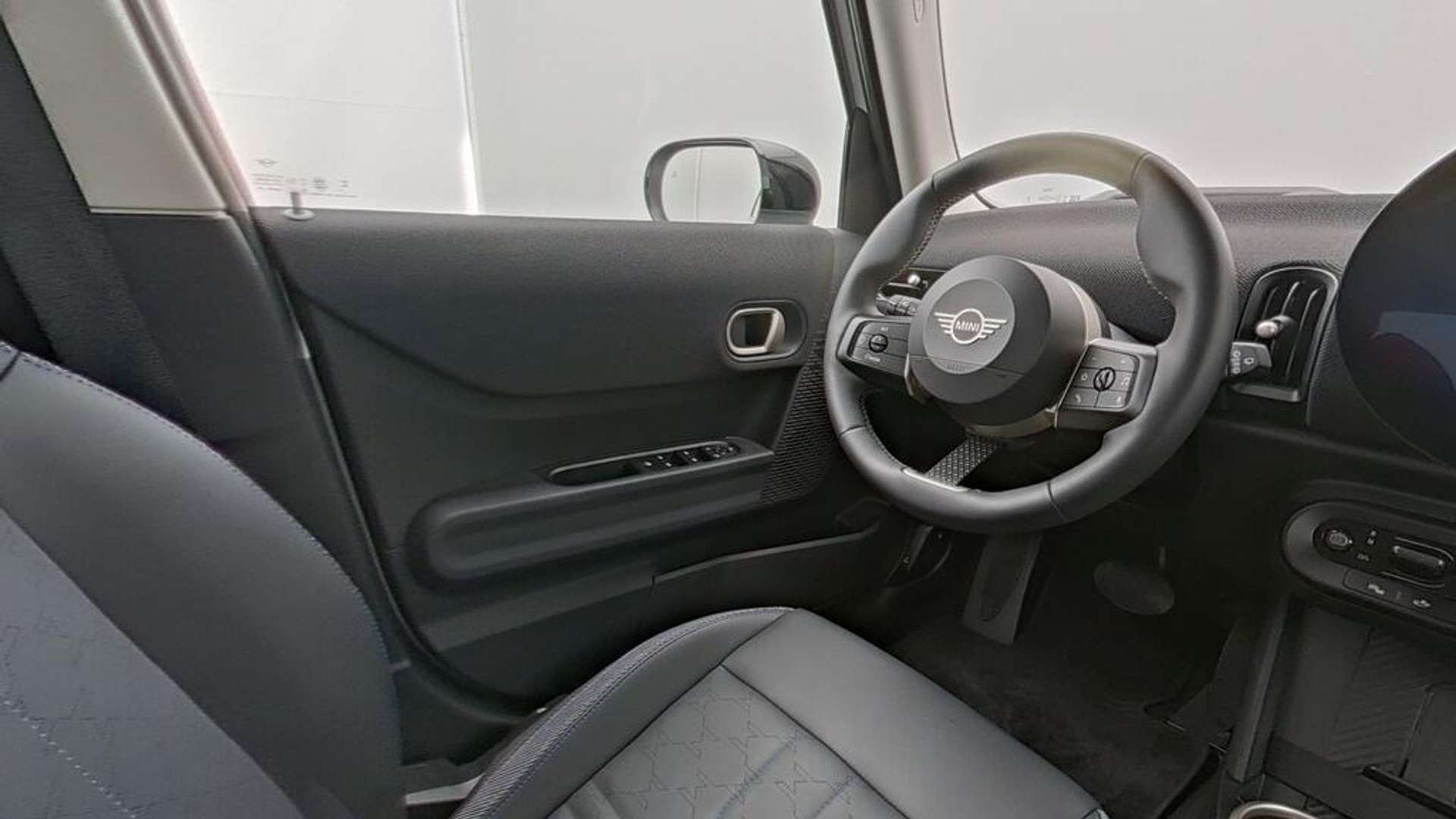 Mini Hatch Classic Cooper S - 2024 - Joinsteer - #22