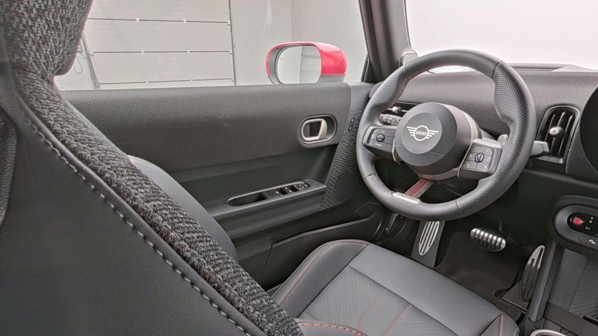 Mini Cabrio John Cooper Works - 2025 - Joinsteer - #22