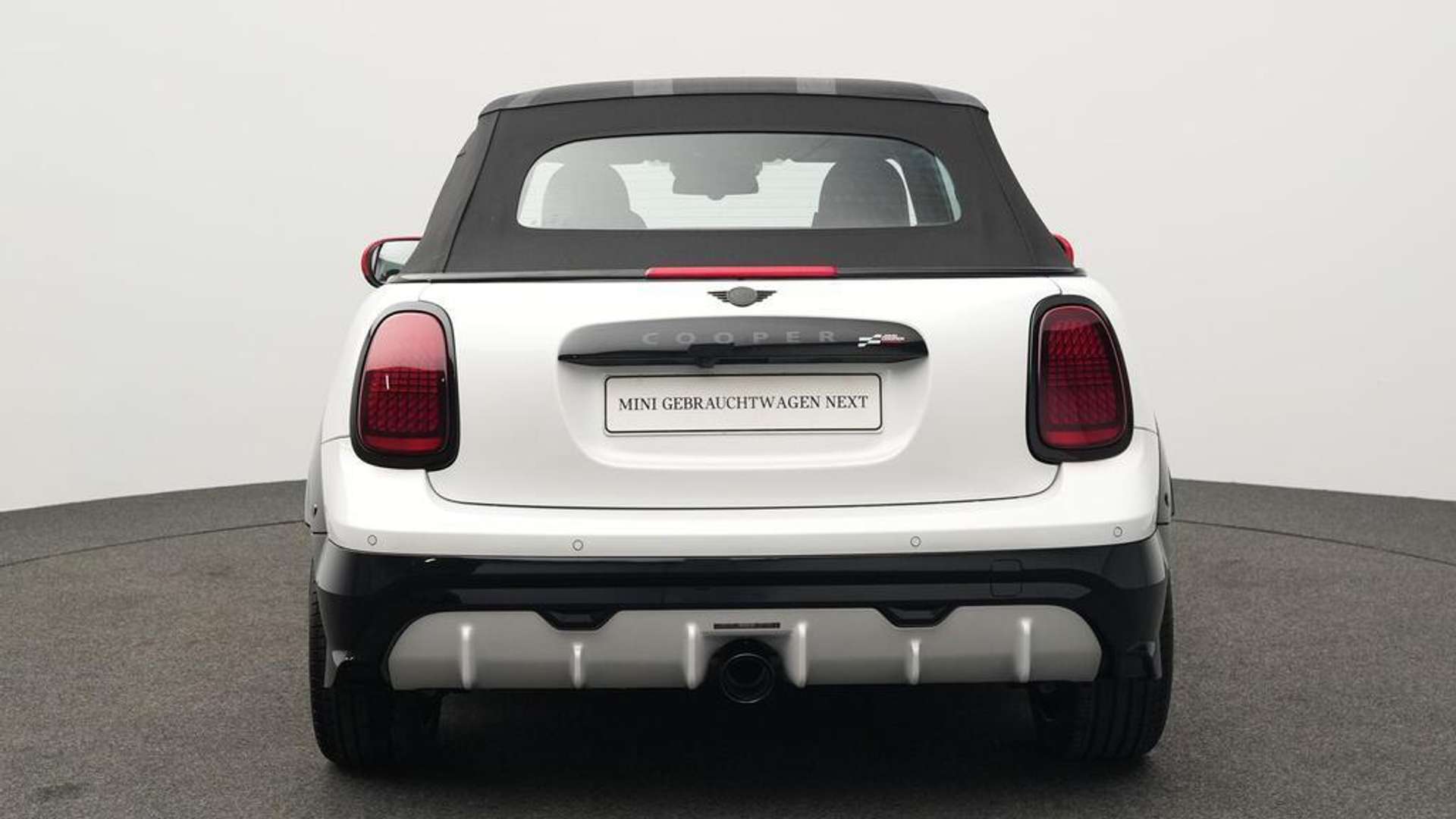Mini Cabrio John Cooper Works - 2025 - Joinsteer - #24