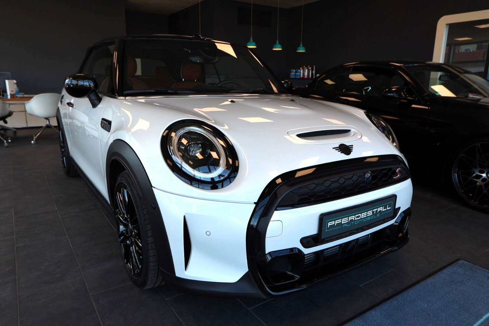 Mini Cabrio Classic Cooper S - 2024 - Joinsteer - #2