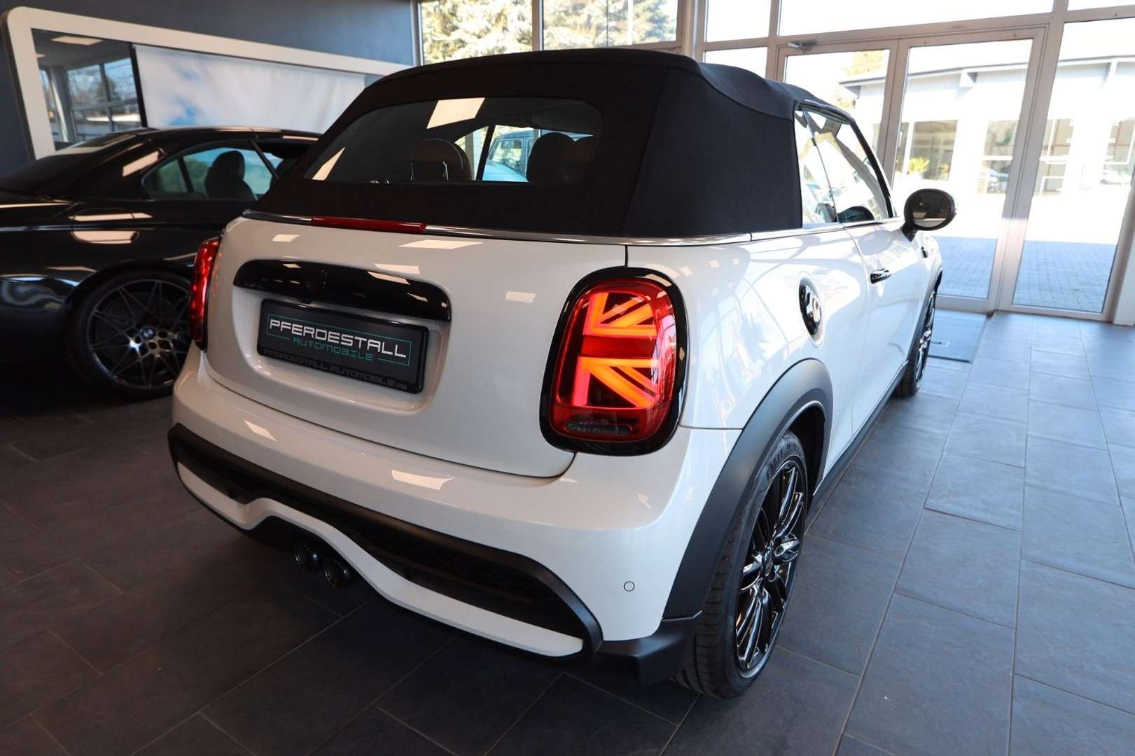 Mini Cabrio Classic Cooper S - 2024 - Joinsteer - #7