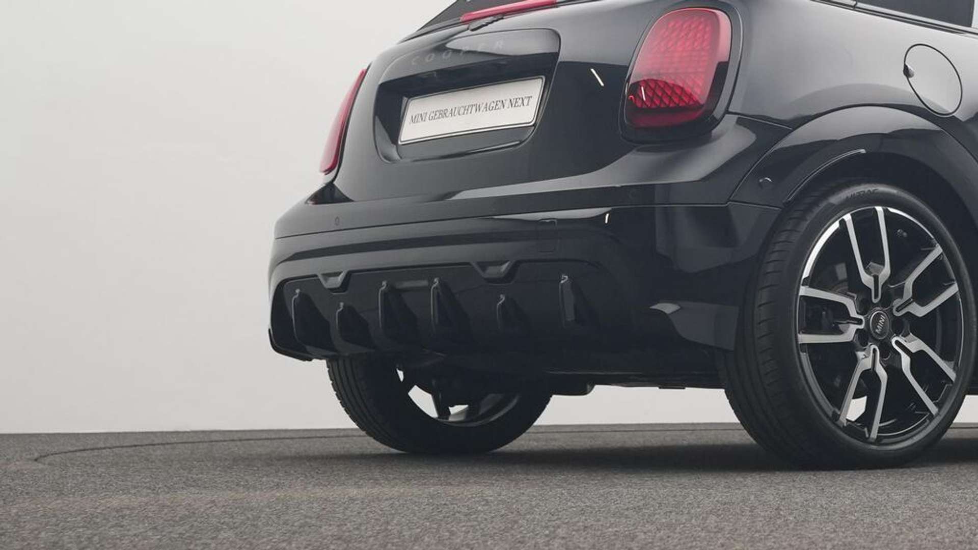 Mini Cabrio JCW Cooper - 2025 - Joinsteer - #19