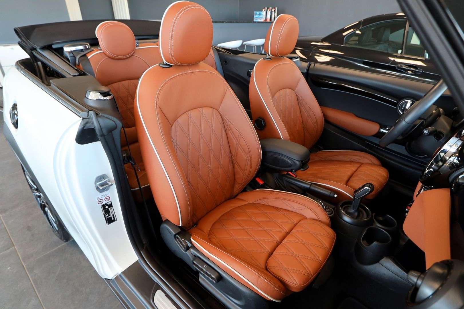 Mini Cabrio Classic Cooper S - 2024 - Joinsteer - #13