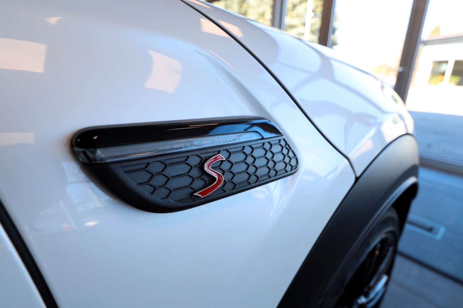 Mini Cabrio Classic Cooper S - 2024 - Joinsteer - #15