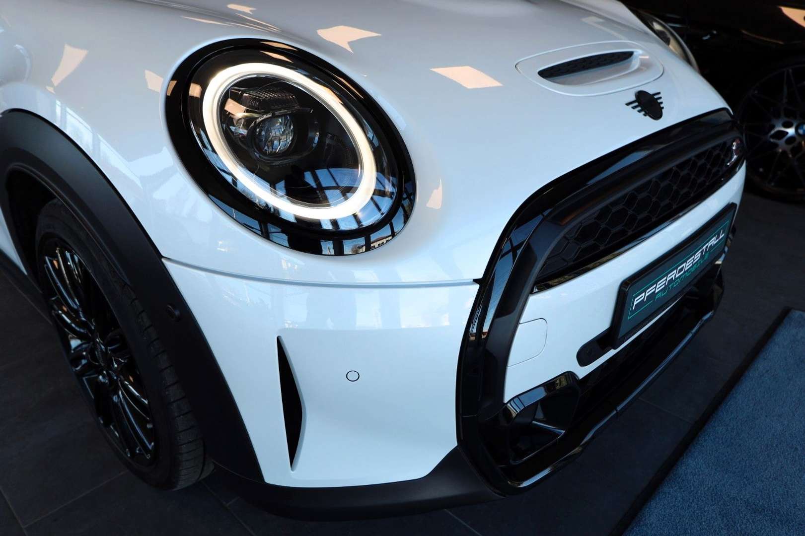 Mini Cabrio Classic Cooper S - 2024 - Joinsteer - #26