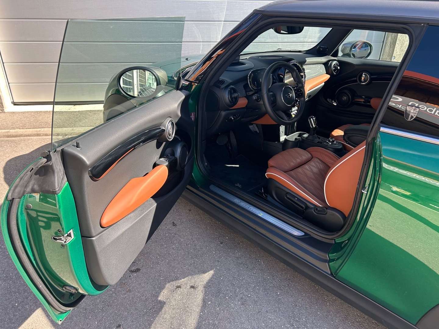 Mini Electric Yours Cooper SE - 2023 - Joinsteer - #24