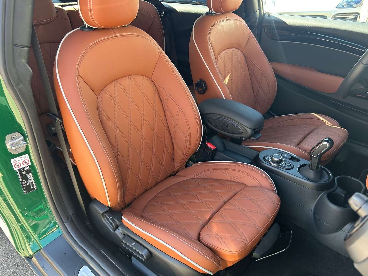 Mini Electric Yours Cooper SE - 2023 - Joinsteer - #28