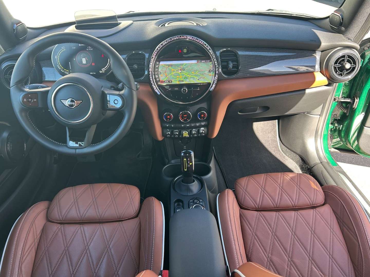 Mini Electric Yours Cooper SE - 2023 - Joinsteer - #29