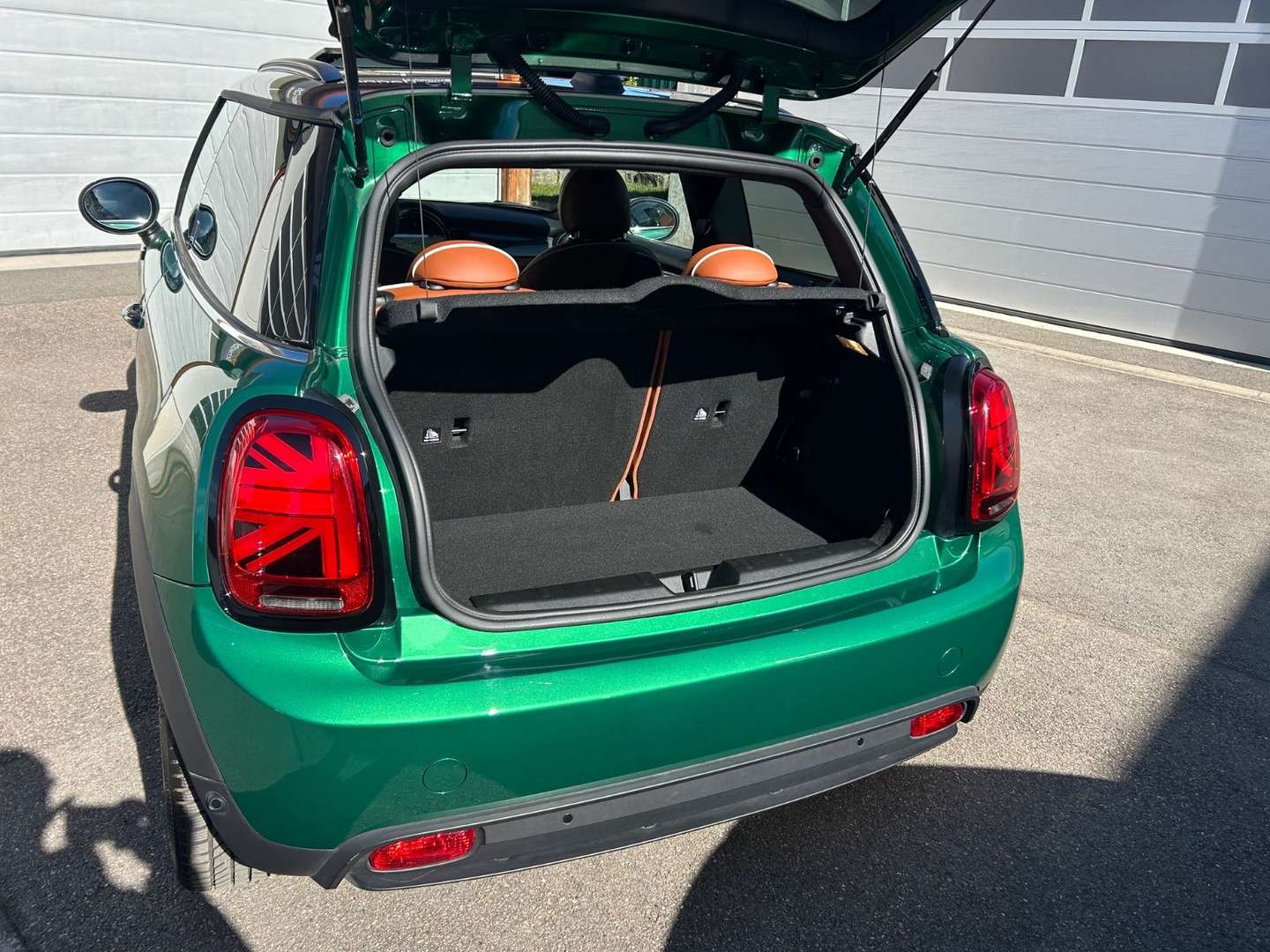 Mini Electric Yours Cooper SE - 2023 - Joinsteer - #32