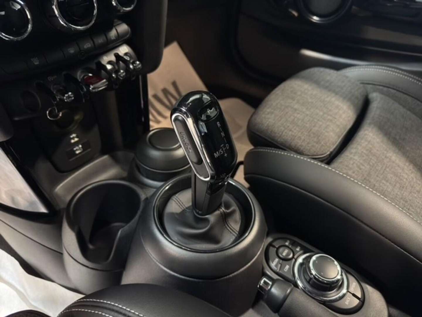 Mini Cabrio Cooper S - 2021 - Joinsteer - #10