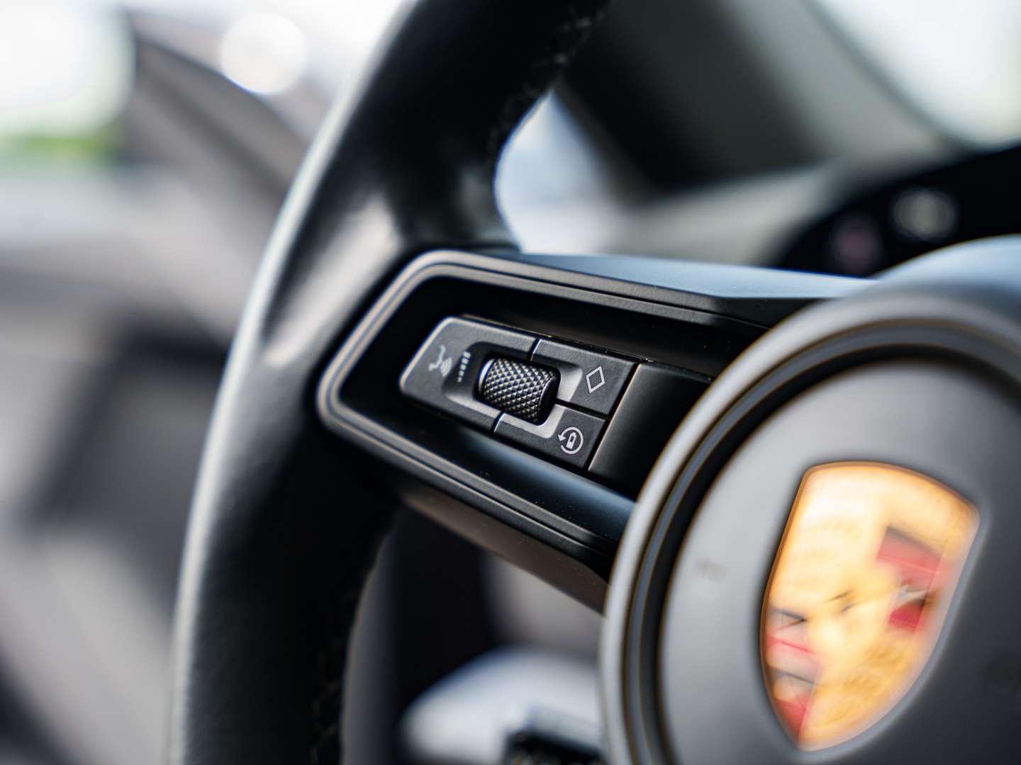 Porsche Taycan Turbo Cross Turismo - 2021 - Joinsteer - #11