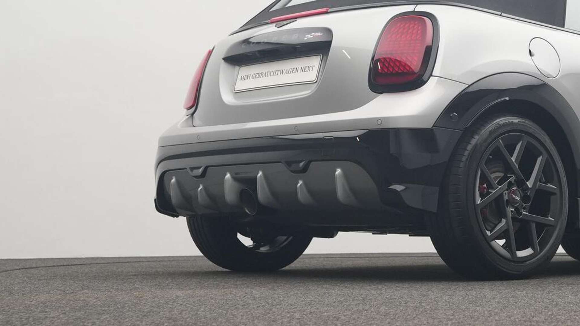 Mini Cabrio John Cooper Works - 2025 - Joinsteer - #18