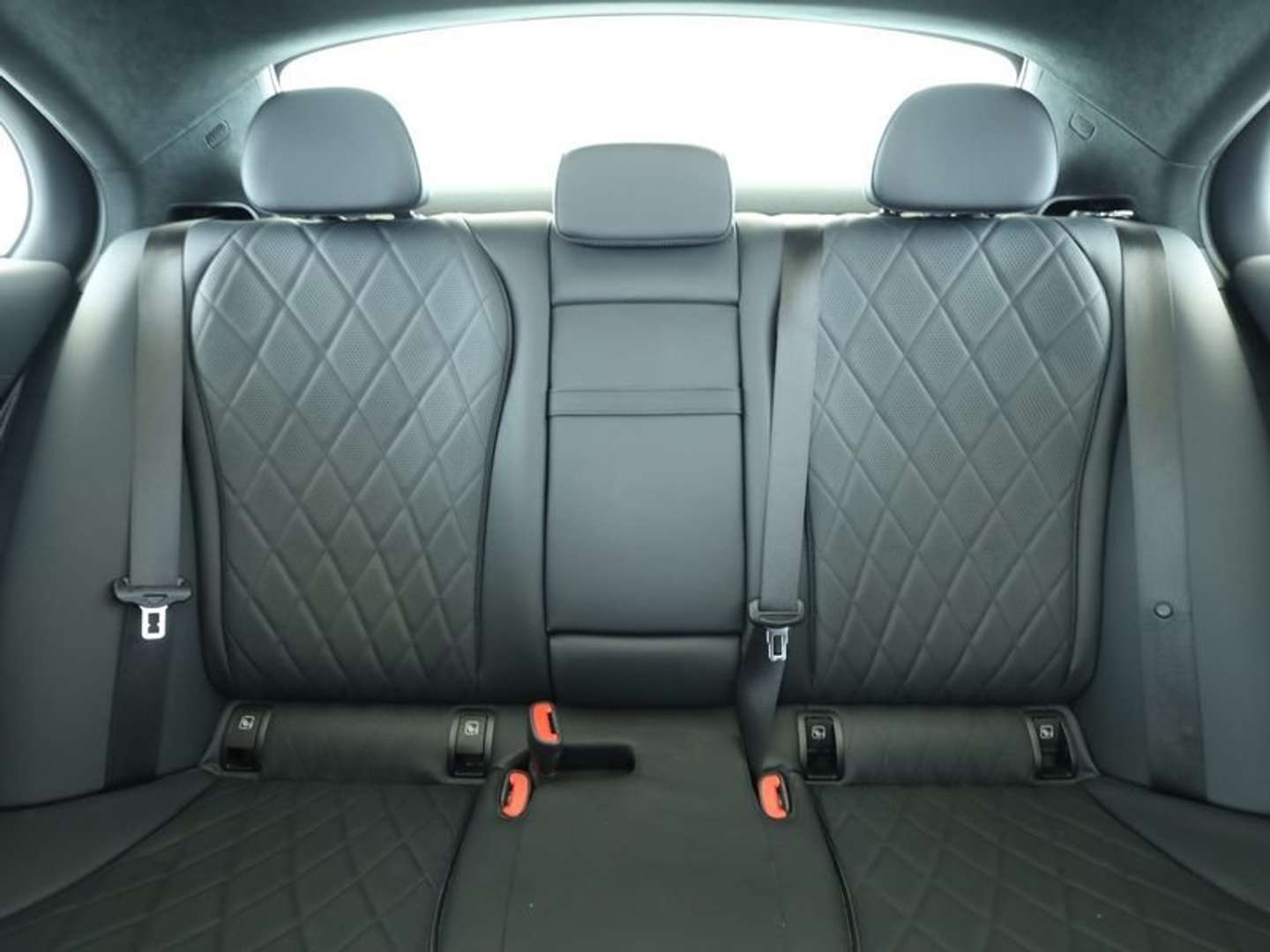 Mercedes Classe E 220 Exclusive - 2023 - Joinsteer - #9