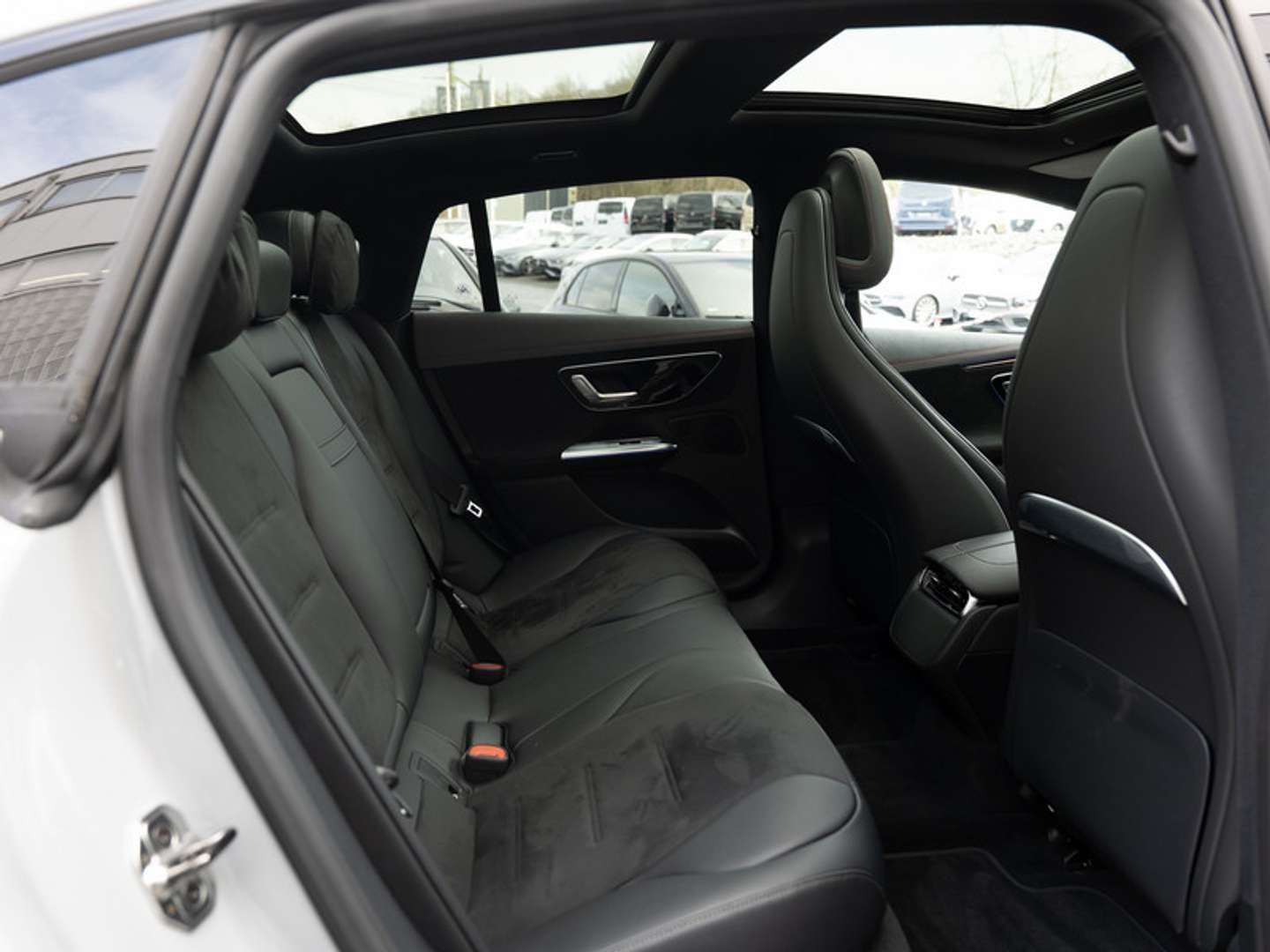 Mercedes EQE 300 AMG Line - 2024 - Joinsteer - #4