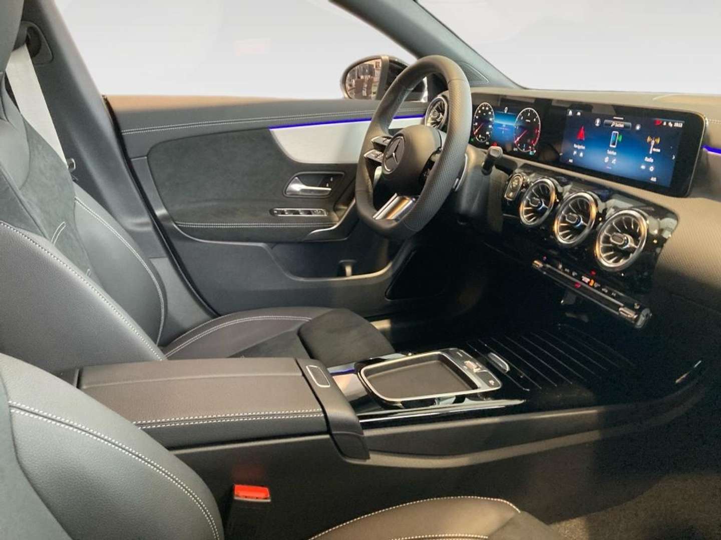 Mercedes CLA 200 AMG Line - 2026 - Joinsteer - #9