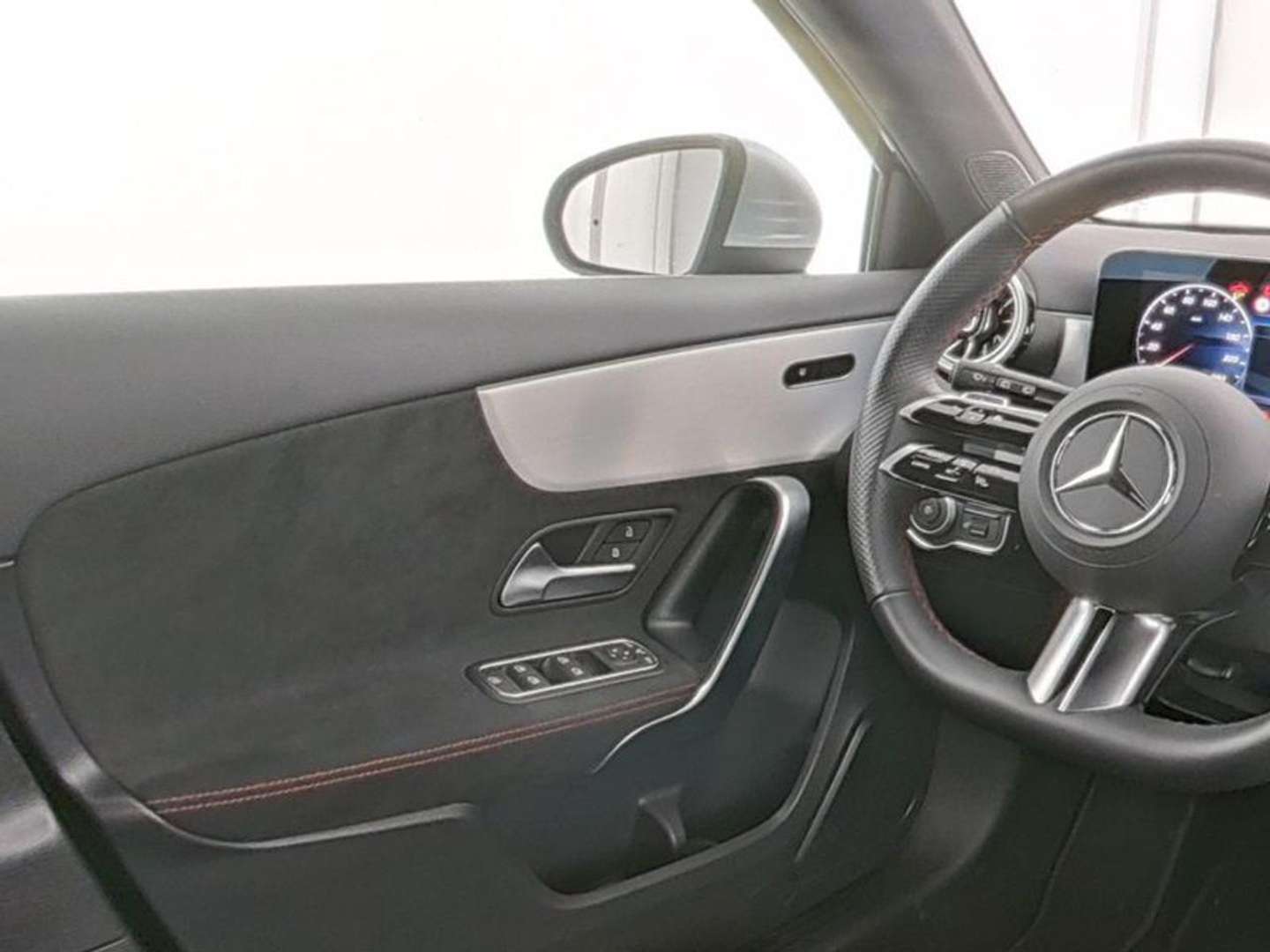 Mercedes Classe A 200 AMG Line - 2025 - Joinsteer - #5