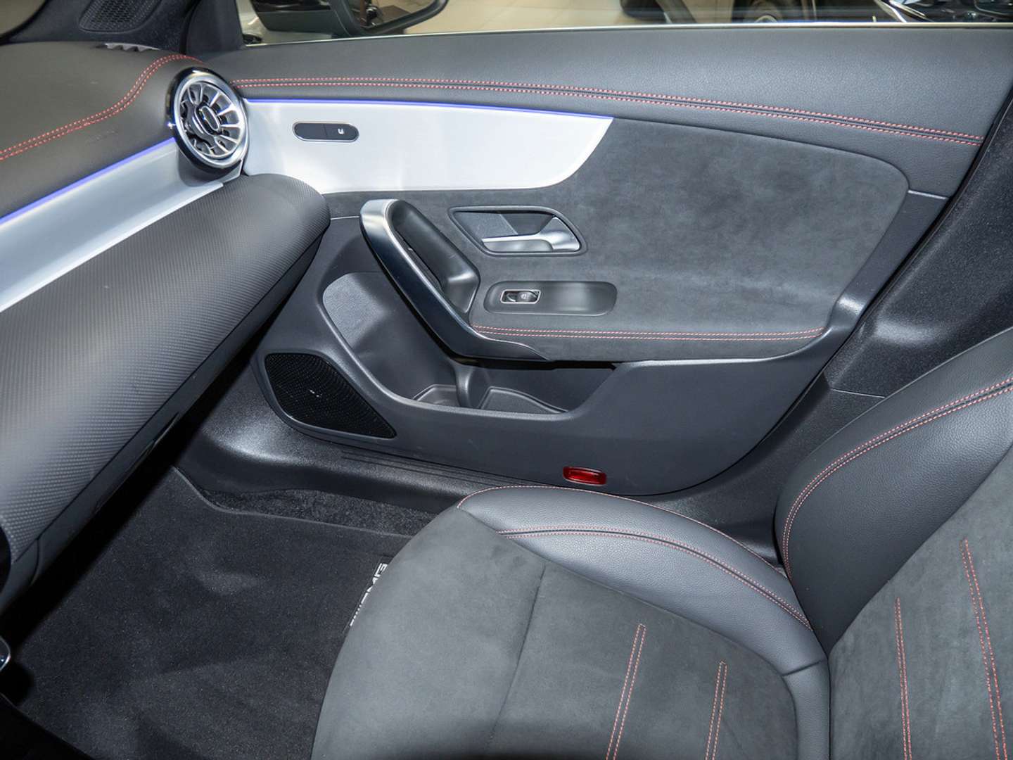 Mercedes CLA 200 Coupé 200 Premium - 2024 - Joinsteer - #14