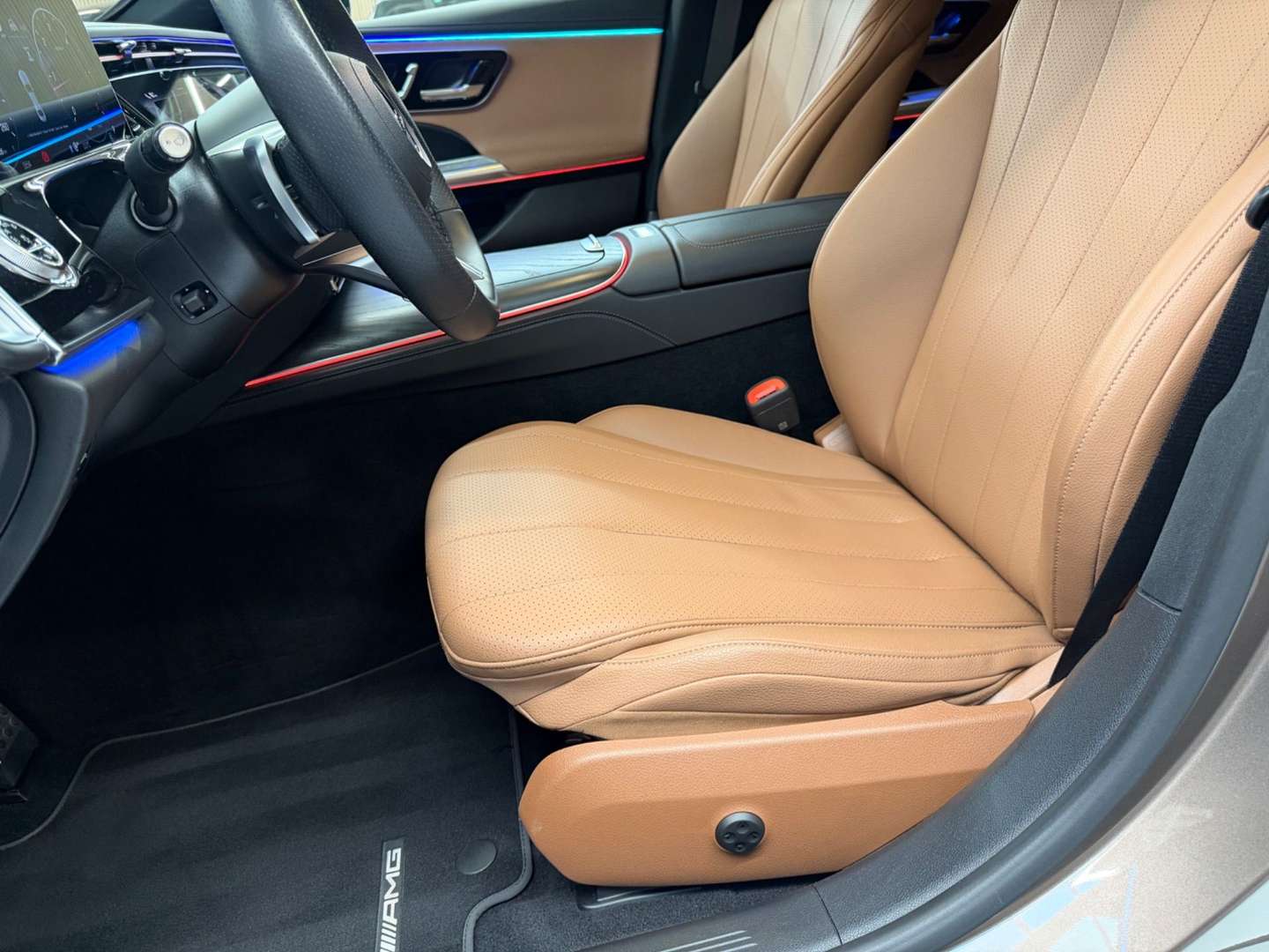 Mercedes Classe E 220 AMG-Line - 2024 - Joinsteer - #18