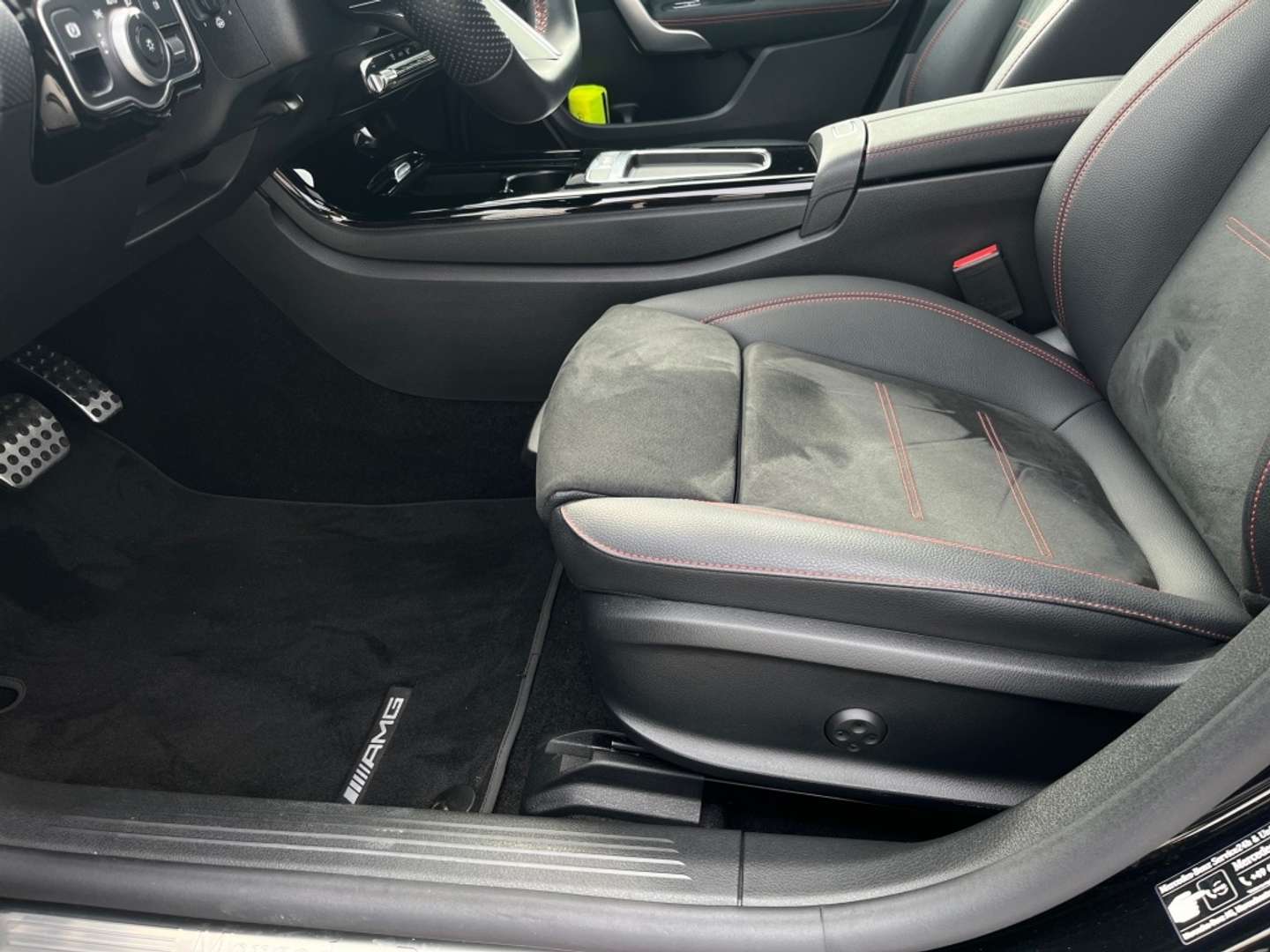 Mercedes CLA 200 Coupé 200 AMG Line - 2024 - Joinsteer - #24