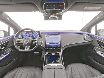 Mercedes EQE 350 AMG Line — photo 6