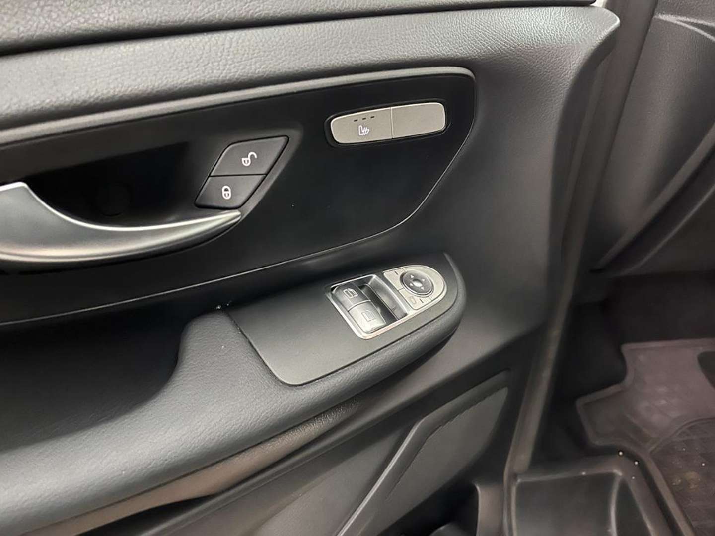 Mercedes EQV 250 - 2024 - Joinsteer - #15