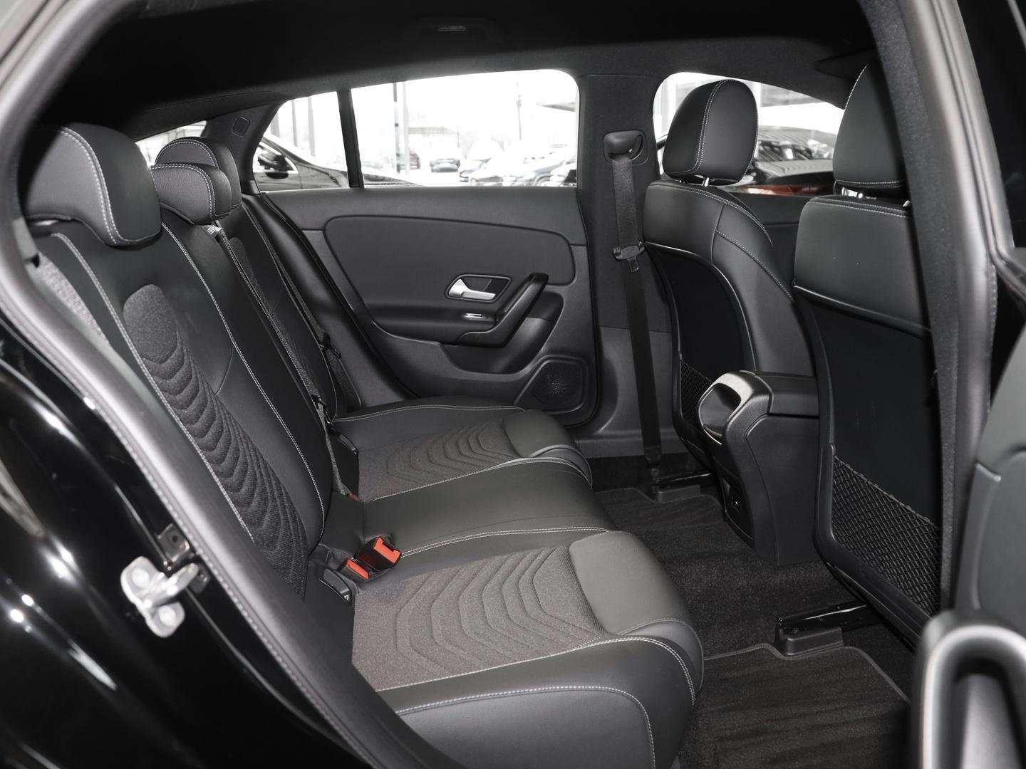 Mercedes CLA 180 - 2024 - Joinsteer - #6