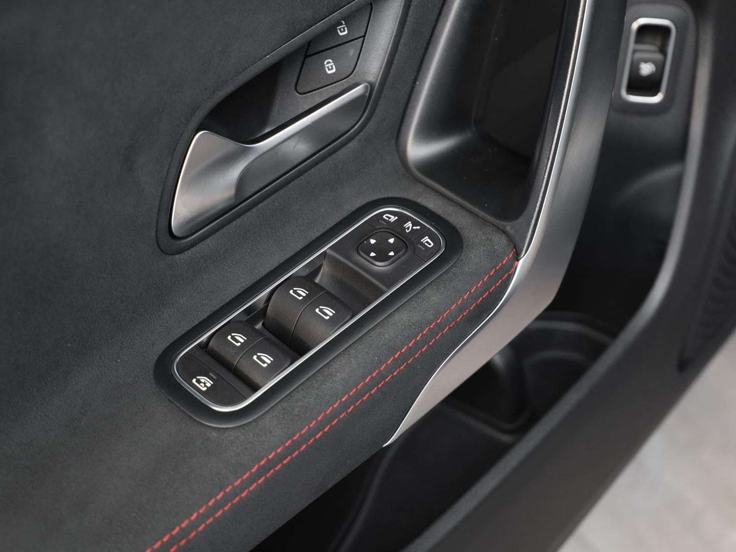 Mercedes CLA 200 AMG Line - 2024 - Joinsteer - #16