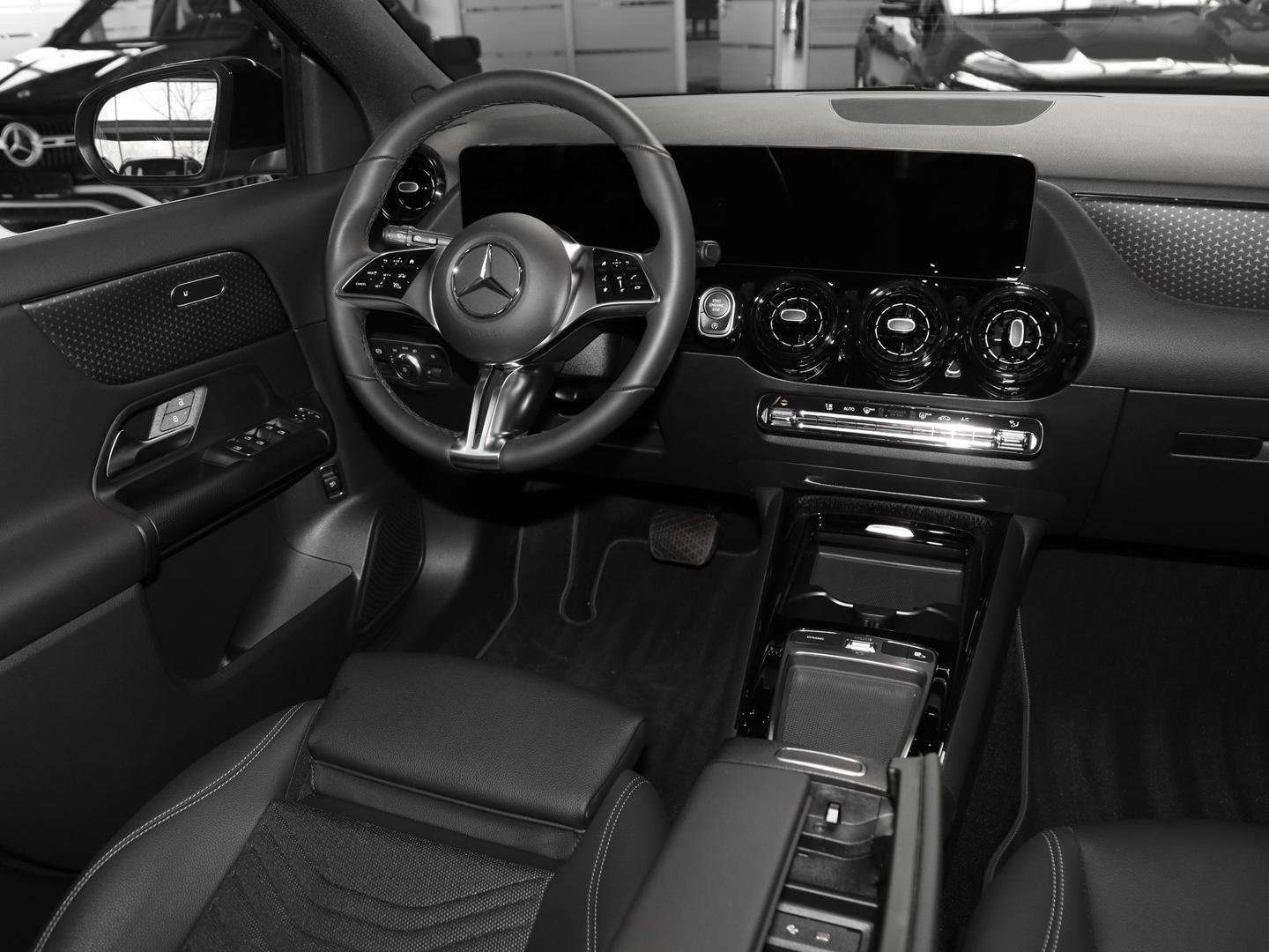 Mercedes GLA 200 Advanced - 2024 - Joinsteer - #7