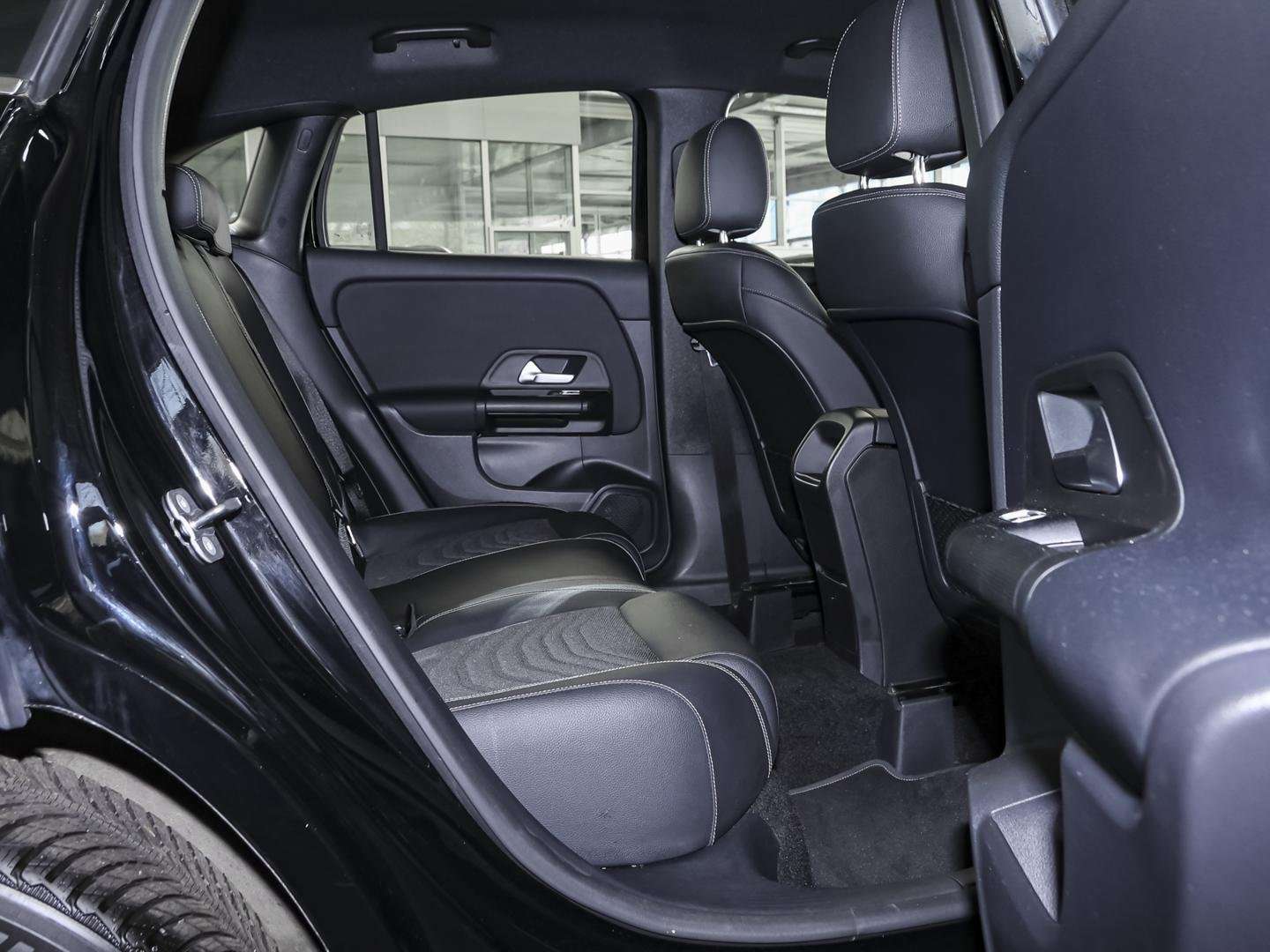 Mercedes GLA 200 Ambiente - 2024 - Joinsteer - #6