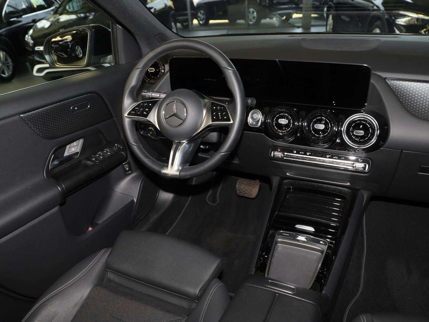 Mercedes GLA 200 - 2024 - Joinsteer - #7