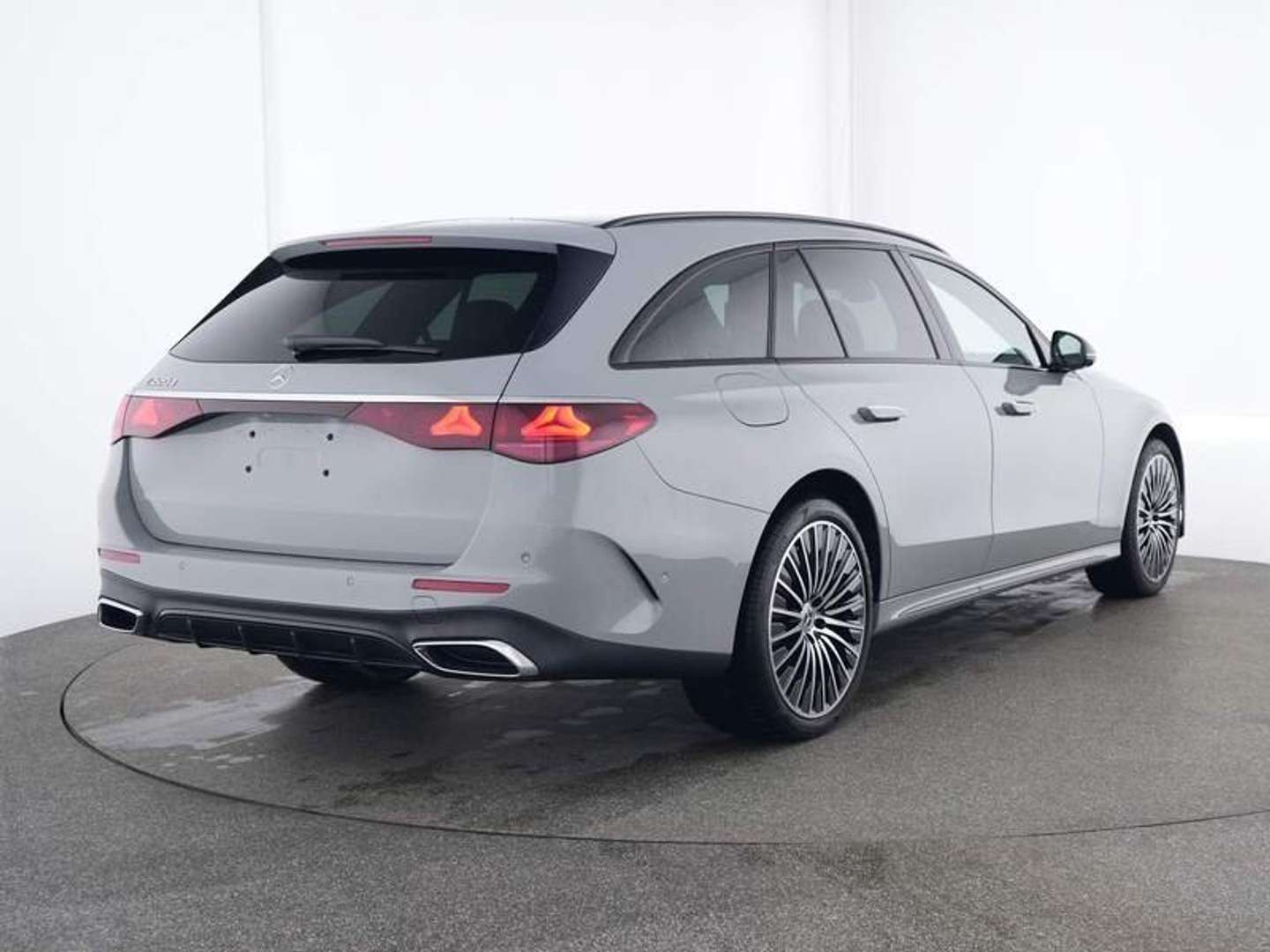 Mercedes Classe E 220 AMG-Line - 2023 - Joinsteer - #2