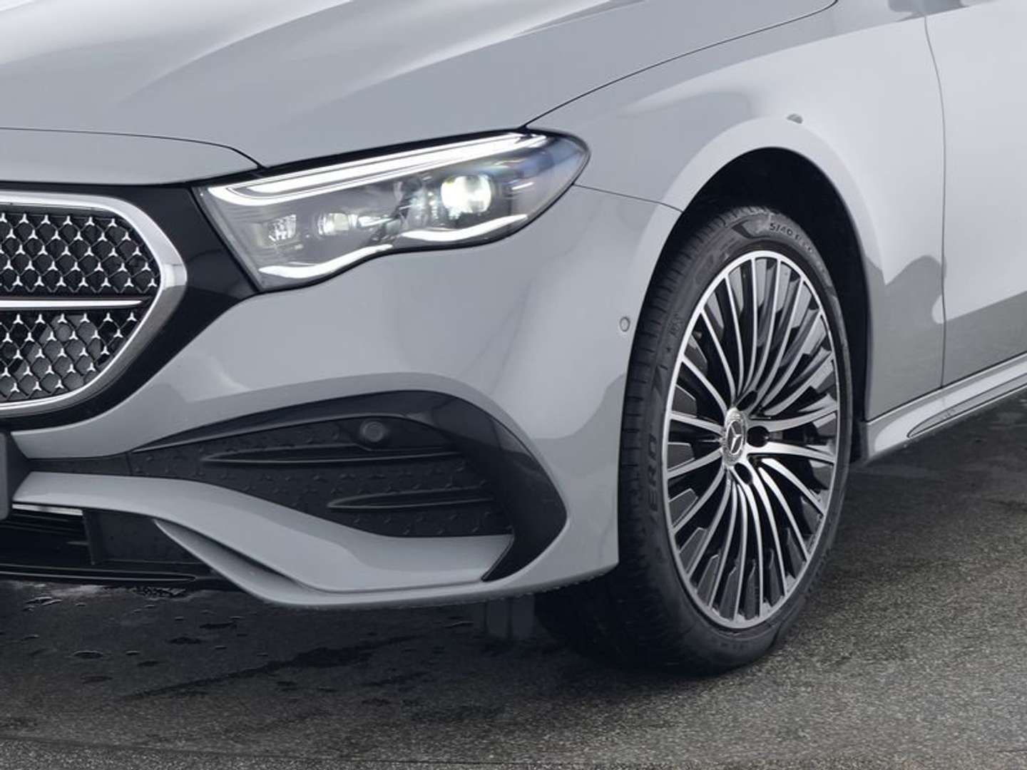 Mercedes Classe E 220 AMG-Line - 2023 - Joinsteer - #3