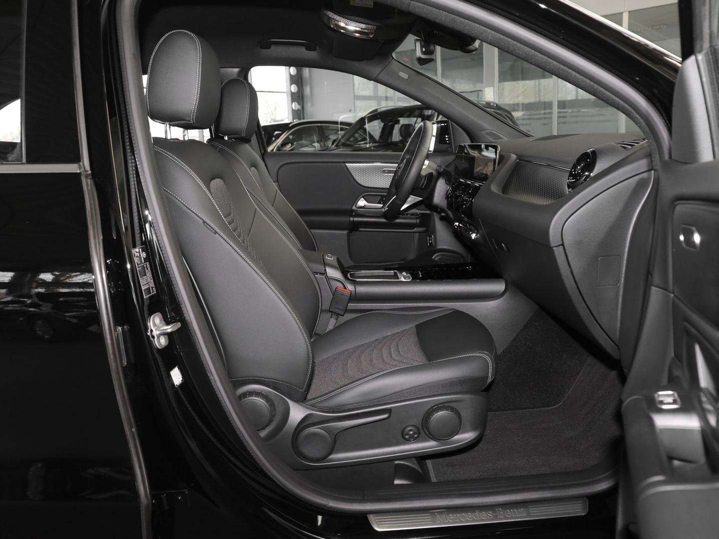 Mercedes GLA 200 Advanced - 2024 - Joinsteer - #5