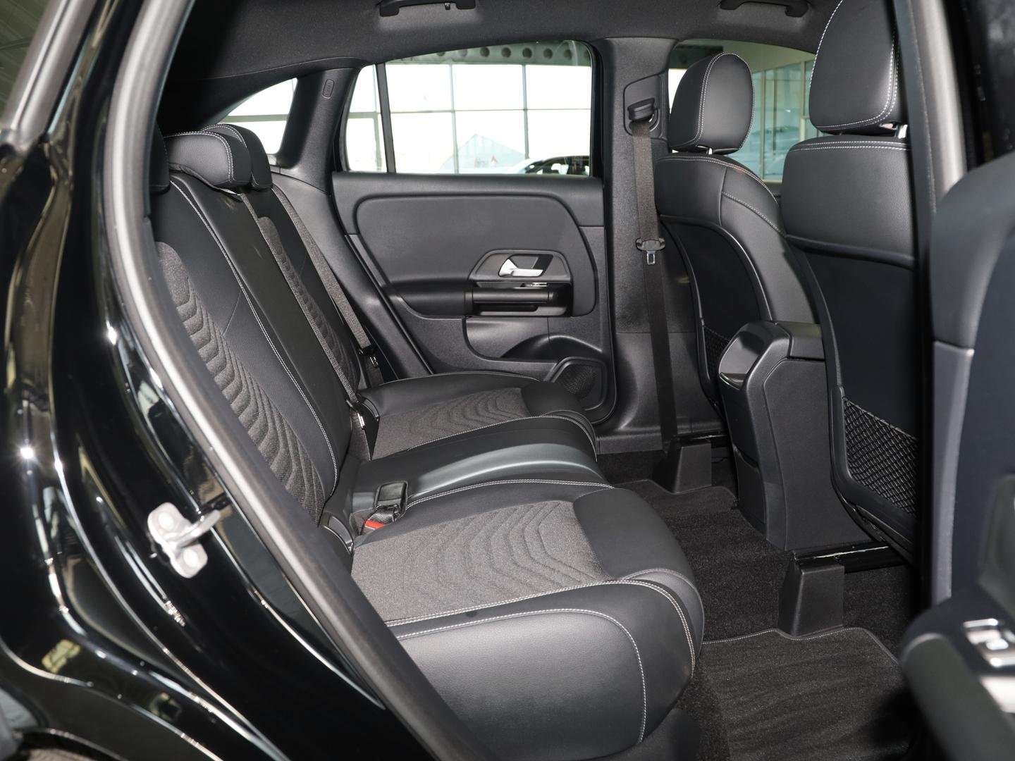 Mercedes GLA 200 Advanced - 2024 - Joinsteer - #6